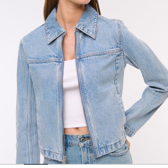 Abercrombie + Finch 🌞slim denim jacket - Picture 3 of 4